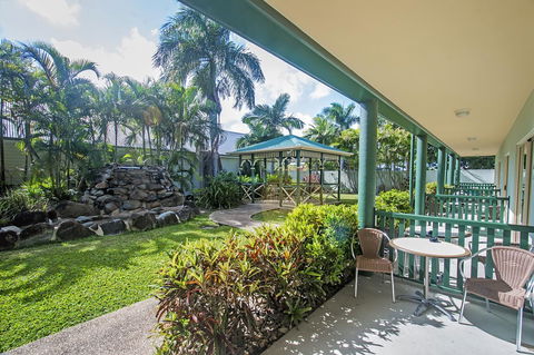 Shamrock Gardens Motel - Foster Accommodation 5