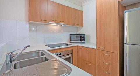 Burleigh On The Beach - Foster Accommodation 16