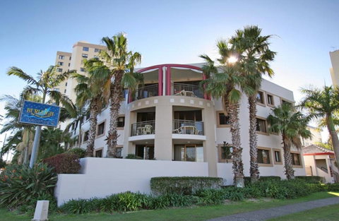 Burleigh On The Beach - Foster Accommodation 28