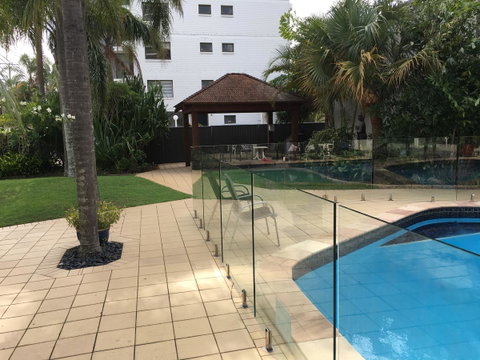 Burleigh Palms Holiday Apartments - Foster Accommodation 24