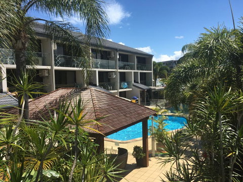 Burleigh Palms Holiday Apartments - Foster Accommodation 0