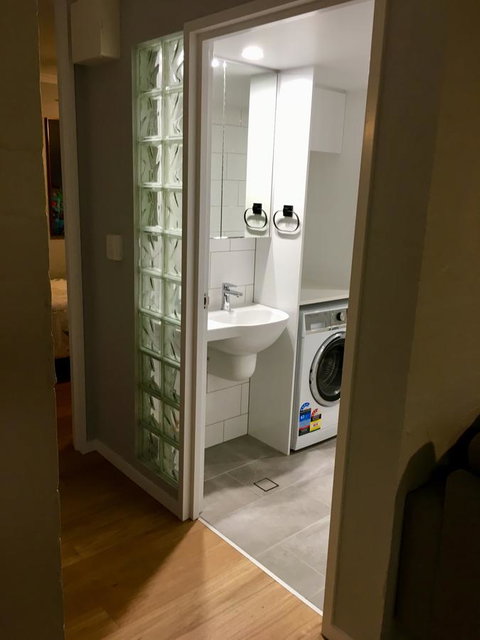 Burleigh Palms Holiday Apartments - Foster Accommodation 8