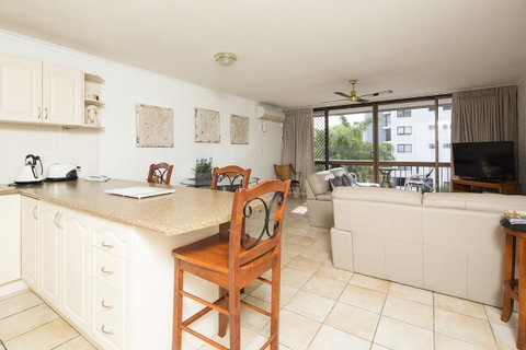 Burleigh Palms Holiday Apartments - Foster Accommodation 31