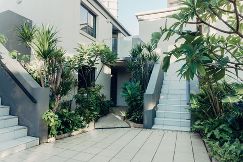 Burleigh Palms Holiday Apartments - Foster Accommodation 17