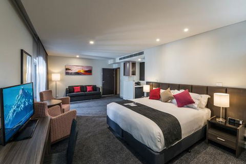 Alexandra Hills Hotel - Foster Accommodation 14