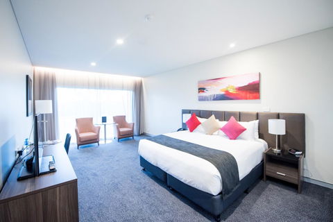 Alexandra Hills Hotel - Foster Accommodation 9
