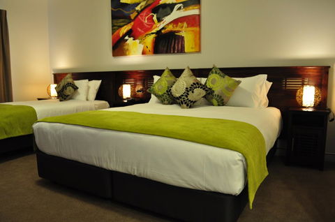 Alexandra Hills Hotel - Foster Accommodation 5