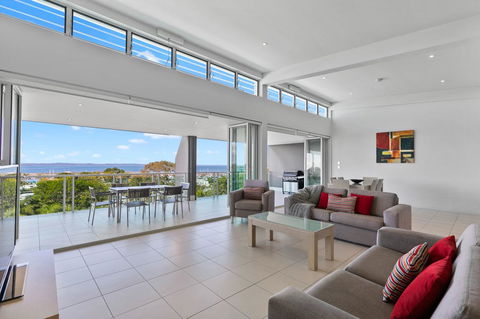 Akama Resort - Foster Accommodation 24