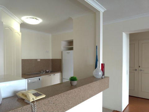 Silverton Apartment Resort Surfers Paradise - Foster Accommodation 31