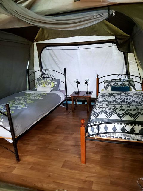 Arcadia Beach Guest House And Car Hire - Foster Accommodation 42