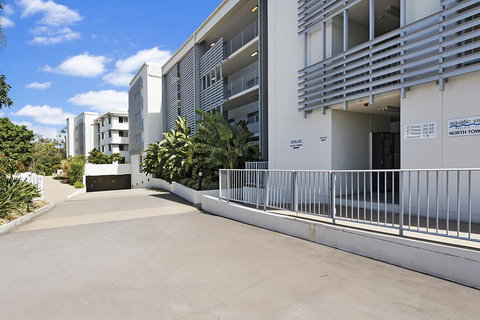 Keith's Sister - Foster Accommodation 14