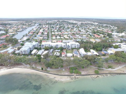 Keith's Sister - Foster Accommodation 18