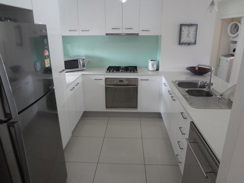 Keith's Sister - Foster Accommodation 33