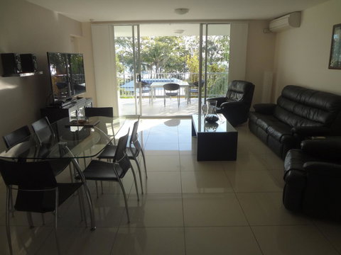 Keith's Sister - Foster Accommodation 21