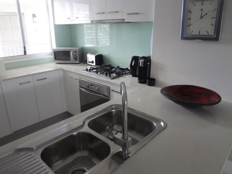 Keith's Sister - Foster Accommodation 20