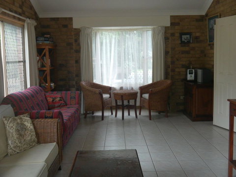 The Woorim Beach House - Foster Accommodation 6