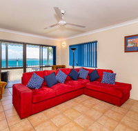 Fantastic Views from this top floor unit - Foster Accommodation