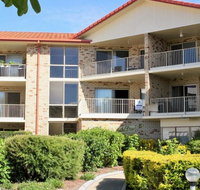 Spacious unit with views of Pumicestone - Wattle Ave Bongaree - Foster Accommodation