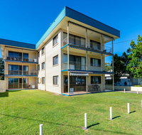 Great Views ground floor unit Clearview Apartments South Esplande Bongaree - Foster Accommodation