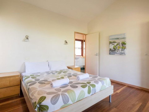 Laguna House - Foster Accommodation 3