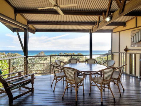 Claytons 1 By Discover Stradbroke - Foster Accommodation 12