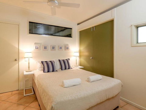 Claytons 1 By Discover Stradbroke - Foster Accommodation 11