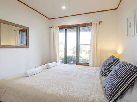 Claytons 1 By Discover Stradbroke - Foster Accommodation 6
