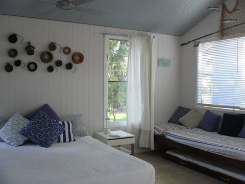 Sea Shanties - Foster Accommodation 7