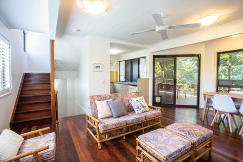 Point Break Beach House - Foster Accommodation 2