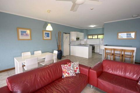 Anchorage On Straddie - Foster Accommodation 9