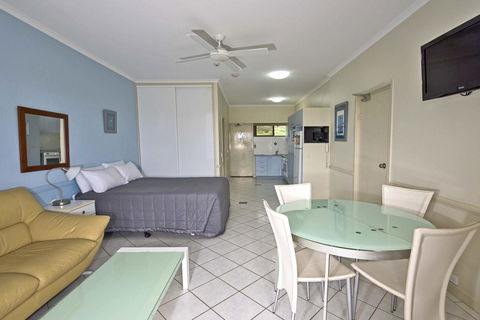Anchorage On Straddie - Foster Accommodation 13