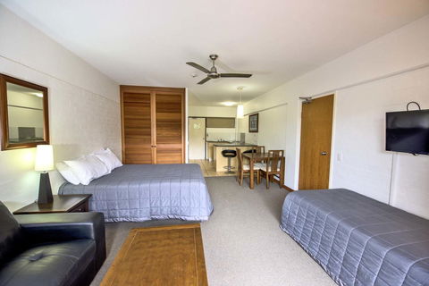 Anchorage On Straddie - Foster Accommodation 35