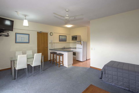 Anchorage On Straddie - Foster Accommodation 17