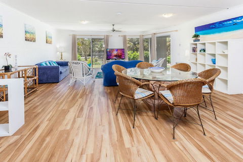 The Islander - Foster Accommodation 34