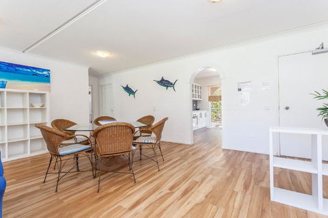 The Islander - Foster Accommodation 14