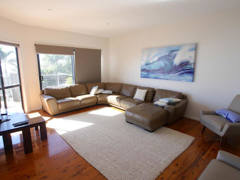 A Tequila Sunrise - Foster Accommodation 2