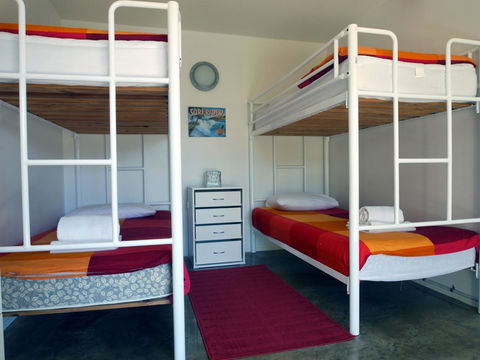 A AAA C-SHACK - Foster Accommodation 19