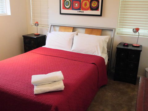A AAA C-SHACK - Foster Accommodation 18