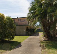 'Bay Dream' Upstairs Unit Three - Foster Accommodation