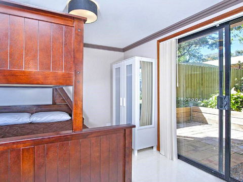 'Beach Break 2', 2/10 Lionel St - Downstairs Unit With Aircon - Foster Accommodation 1