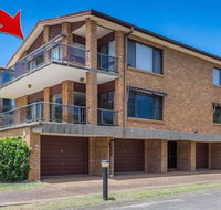 'COLUMBIA VIEWS' 2/9 COLUMBIA CLOSE - AIRCON WIFI NETFLIX VIEWS  BOAT PARKING - Foster Accommodation