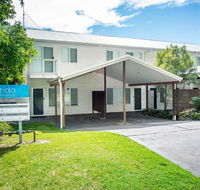 1 'Florida' 5 Lillian Street - 2 min walk to beach shops  restaurants - Foster Accommodation