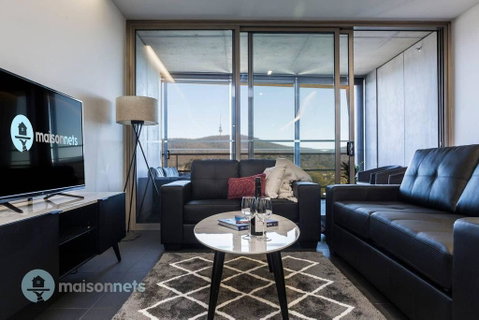 1 Bedroom Apt With Parking Walk To ANU - Foster Accommodation 0