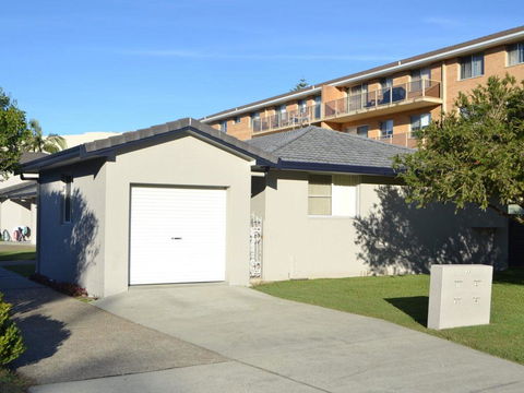 1/33 Wharf Street - Foster Accommodation 2