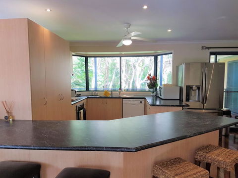 10 Naiad Court -Beach Retreat In The Bush - Foster Accommodation 2