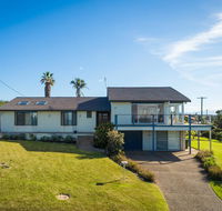 106 Ocean Parade Dalmeny - Foster Accommodation