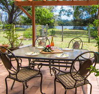 11 Bay Street - waterfront holiday - Foster Accommodation