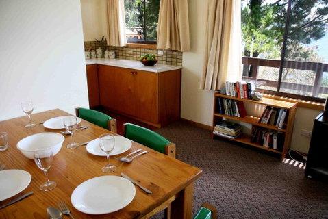 11 Townsend Street, Jindabyne - Foster Accommodation 0