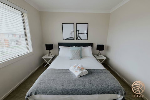 113, Balanchin Street Family Resort In Point Cook - Foster Accommodation 1