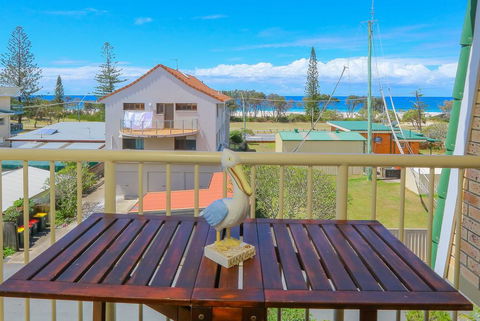 12 Kingsway Ocean View - Foster Accommodation 0